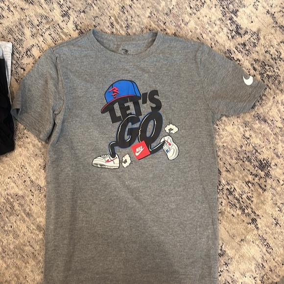3 for 1 Nike 3 Brand Tshirts for Boys - Picture 6 of 7